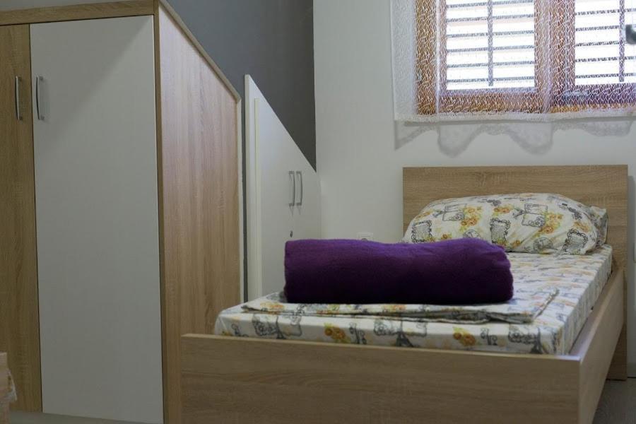 Apartments Ena Требине Екстериор снимка