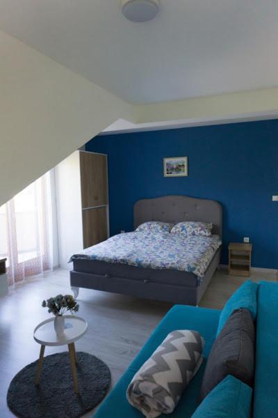 Apartments Ena Требине Екстериор снимка