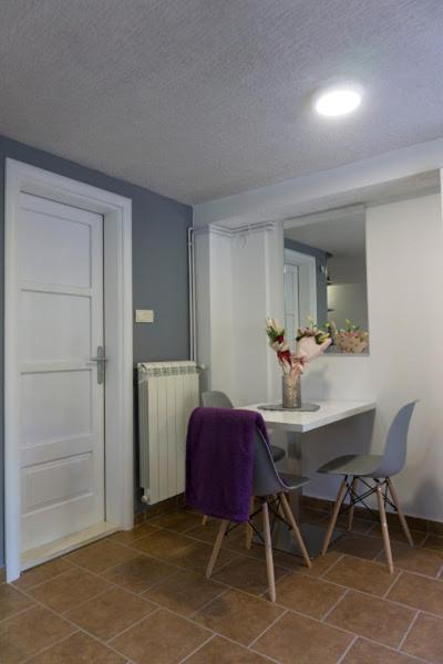 Apartments Ena Требине Екстериор снимка