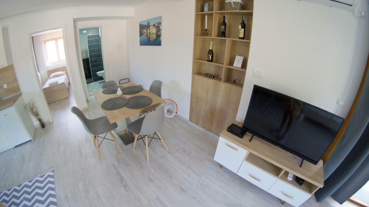 Apartments Ena Требине Екстериор снимка
